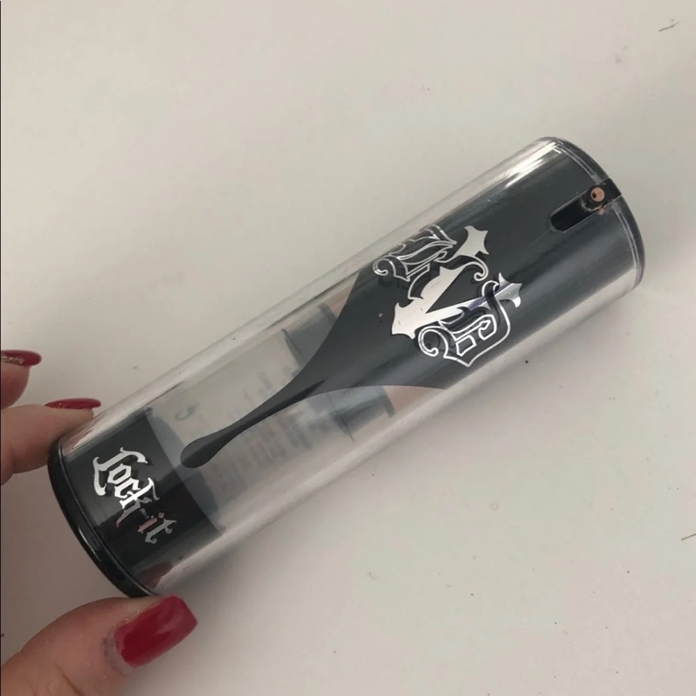 Kat Von D Lock It Foundation